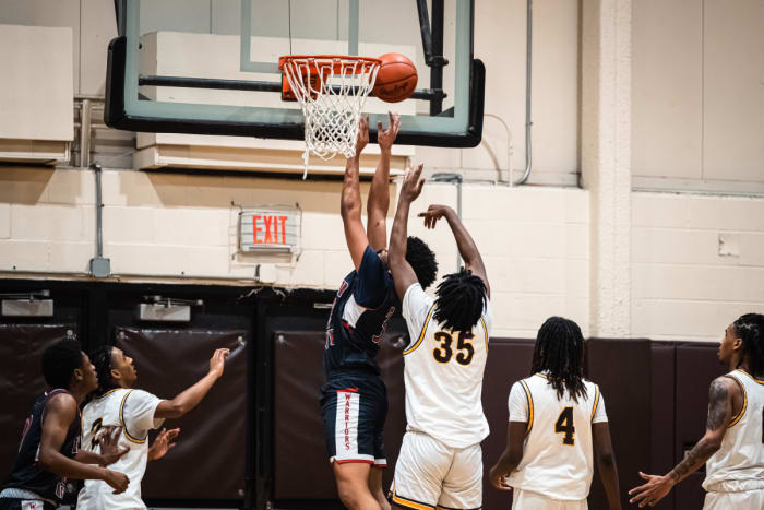 Beechcroft vs Eastmoor Academy boys basketball 020923 Gabe Haferman2